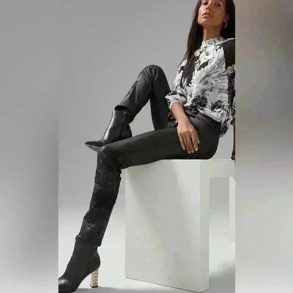 White House Black Market High-Rise Coated Denim & Lace
Slim Jeans Size 10 - Picture 2 of 14